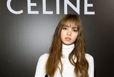 Blackpink’s Lisa Makes Runway Debut in Celine Summer 2022 